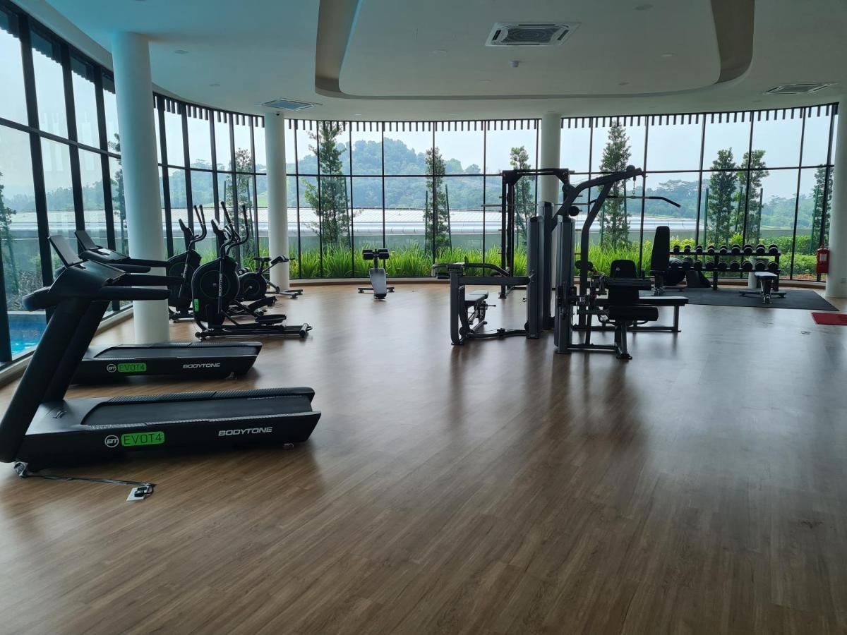 Alpine Parkland Netflix 5 Beds At Mrt Batu 11 * Cheras