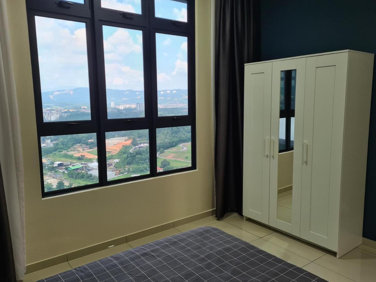 Alpine Parkland Netflix 5 Beds At Mrt Batu 11 Apartment Cheras