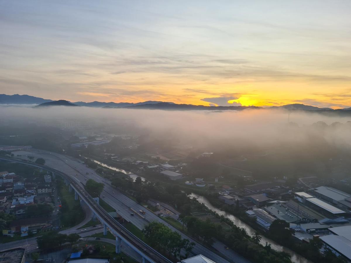 Alpine Parkland Netflix 5 Beds At Mrt Batu 11 Apartment *