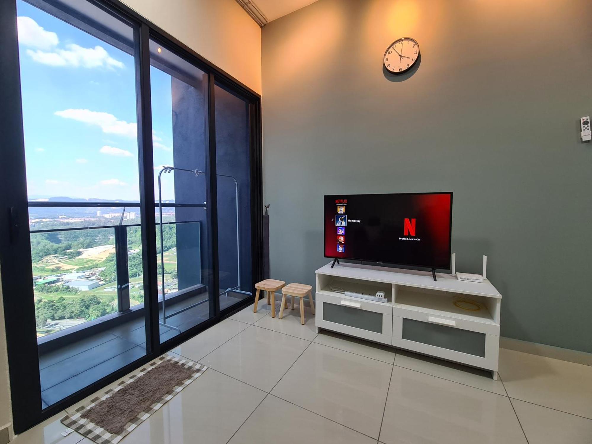 Alpine Parkland Netflix 5 Beds At Mrt Batu 11 Apartment Cheras