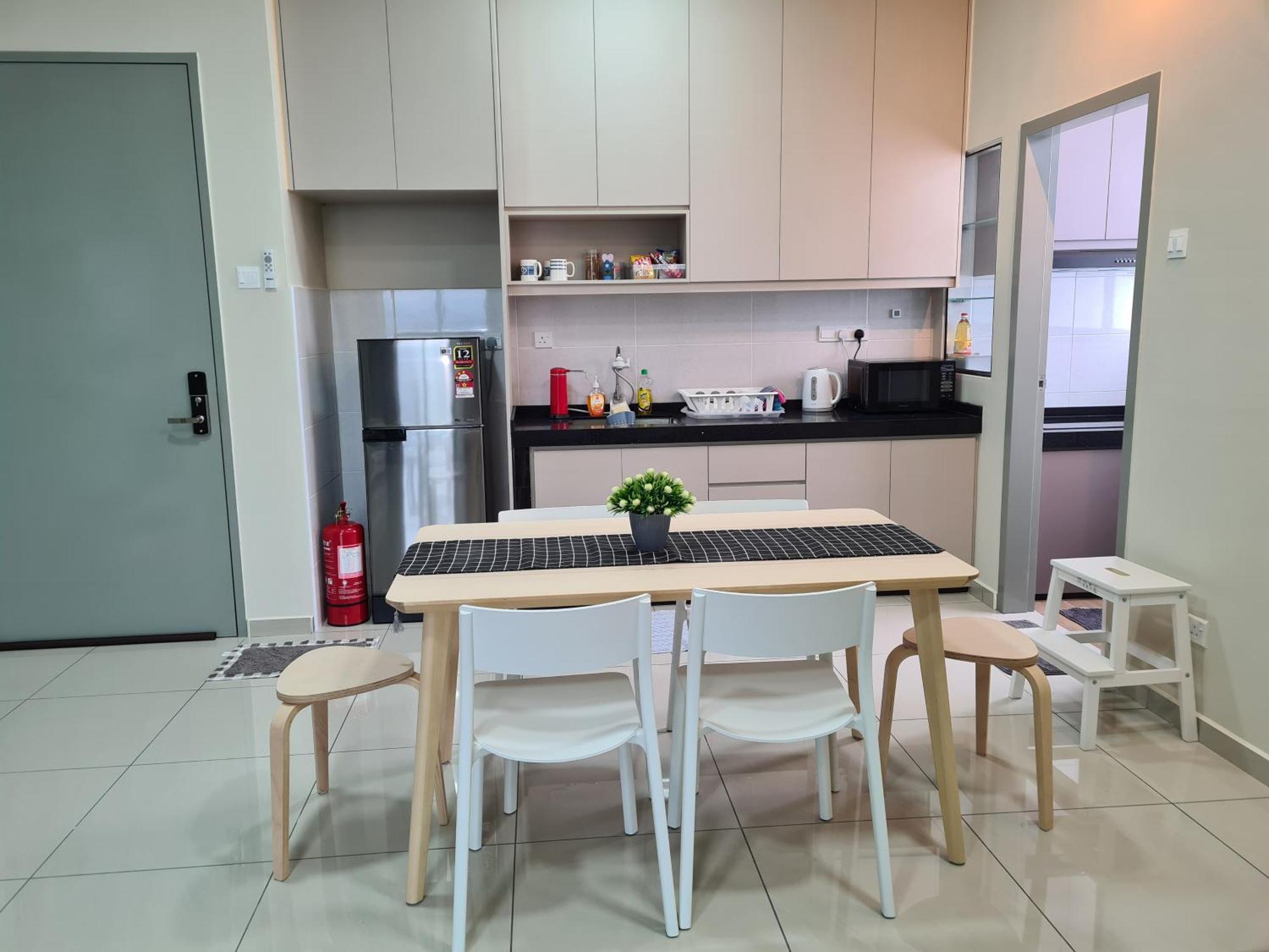 Alpine Parkland Netflix 5 Beds At Mrt Batu 11 Apartment